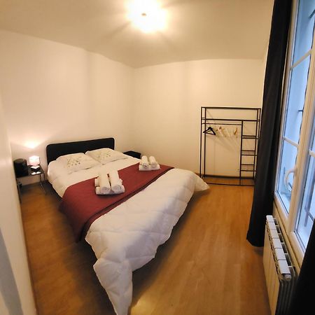 Logement Entier 2P Paris Extérieur photo