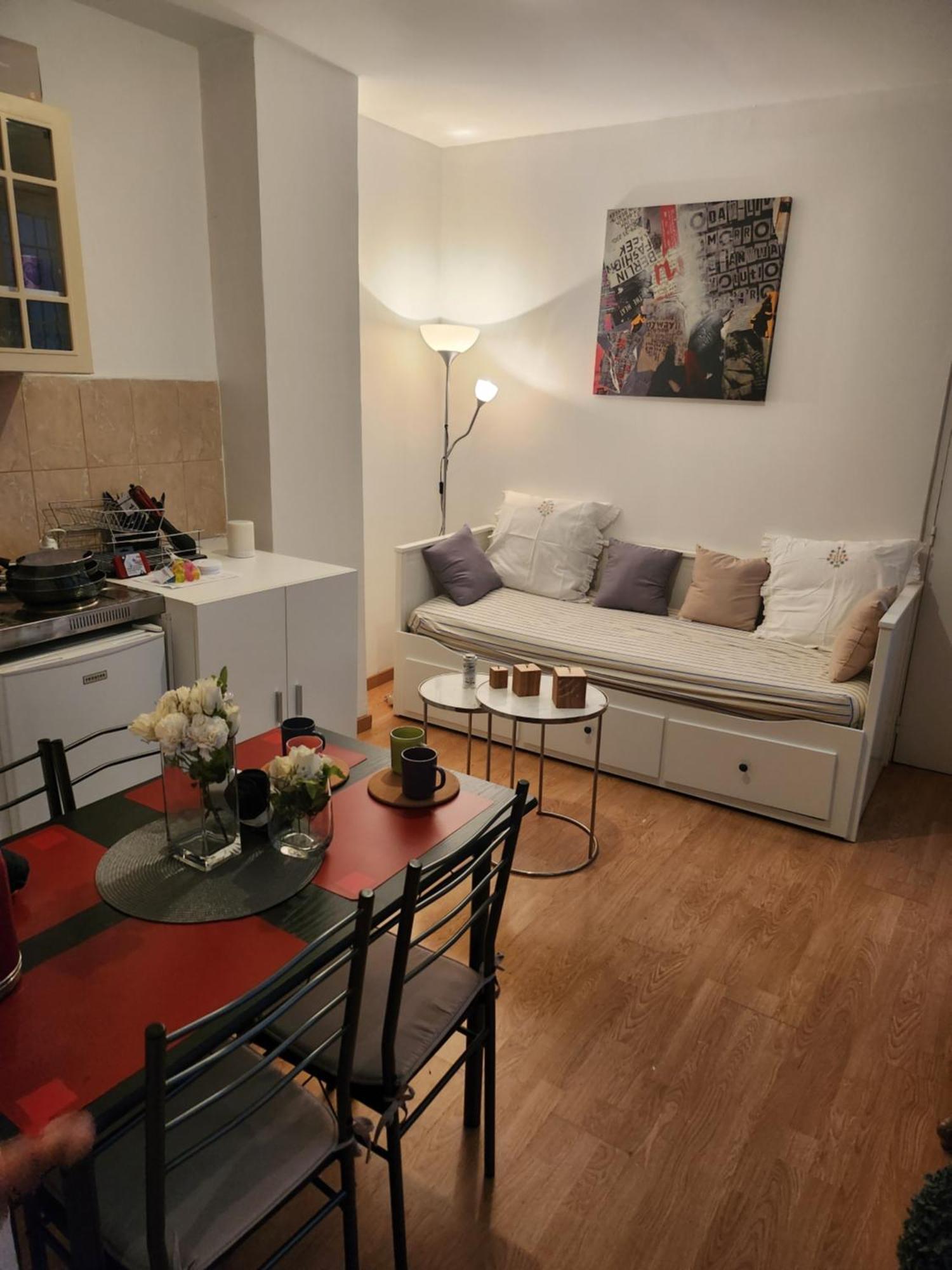 Logement Entier 2P Paris Extérieur photo