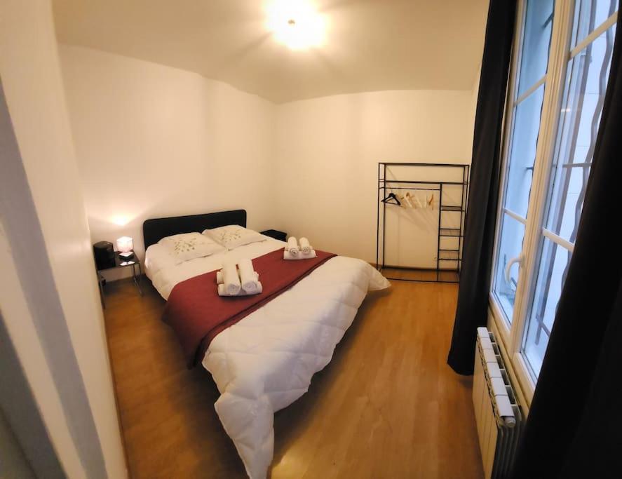 Logement Entier 2P Paris Extérieur photo